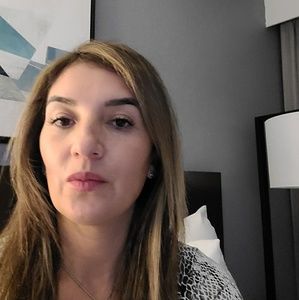 Meet your Posher, Veronica